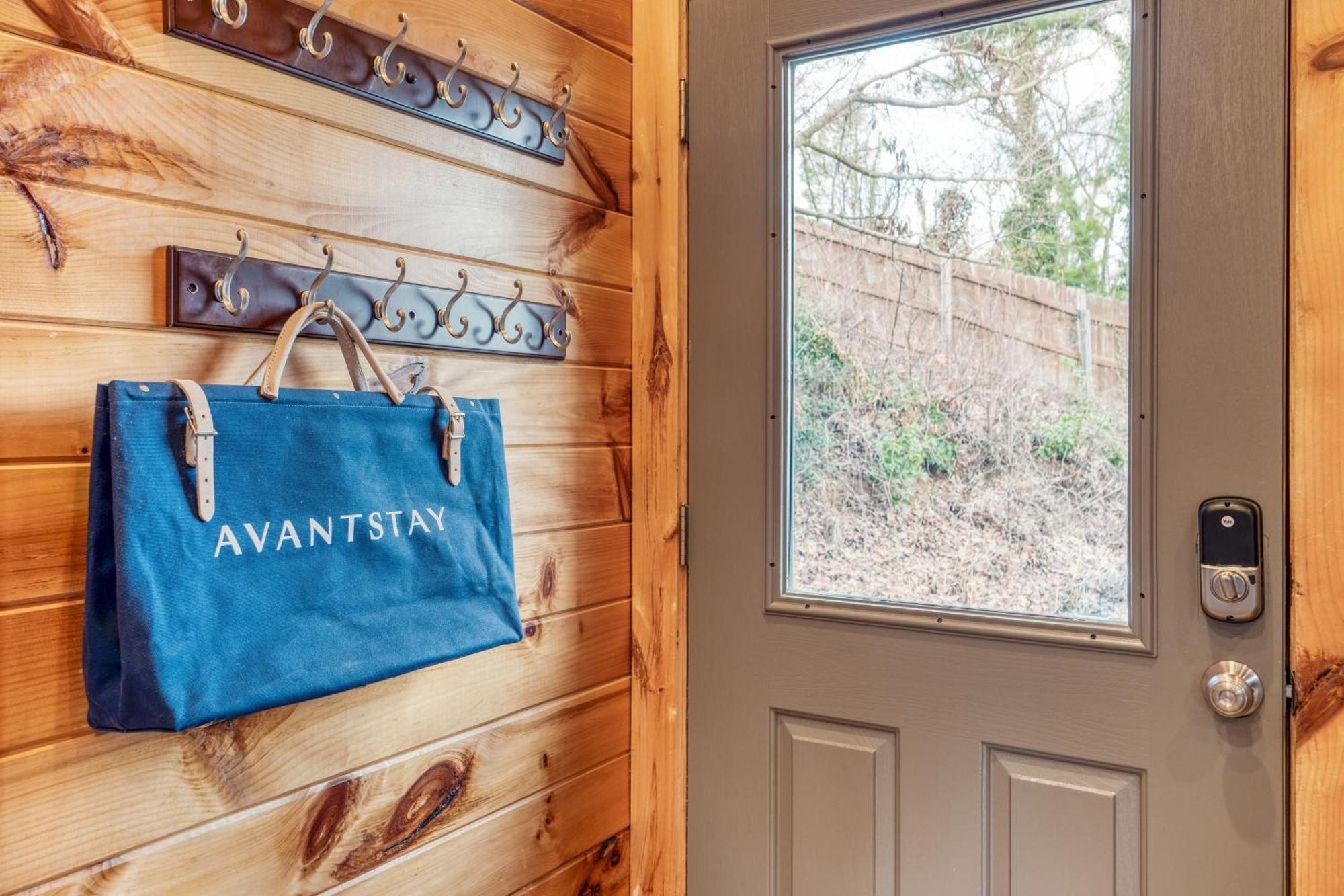 Chestnut By Avantstay Mountain Cabin W Treetop Views Hot Tub Game Room Gatlinburg Kültér fotó