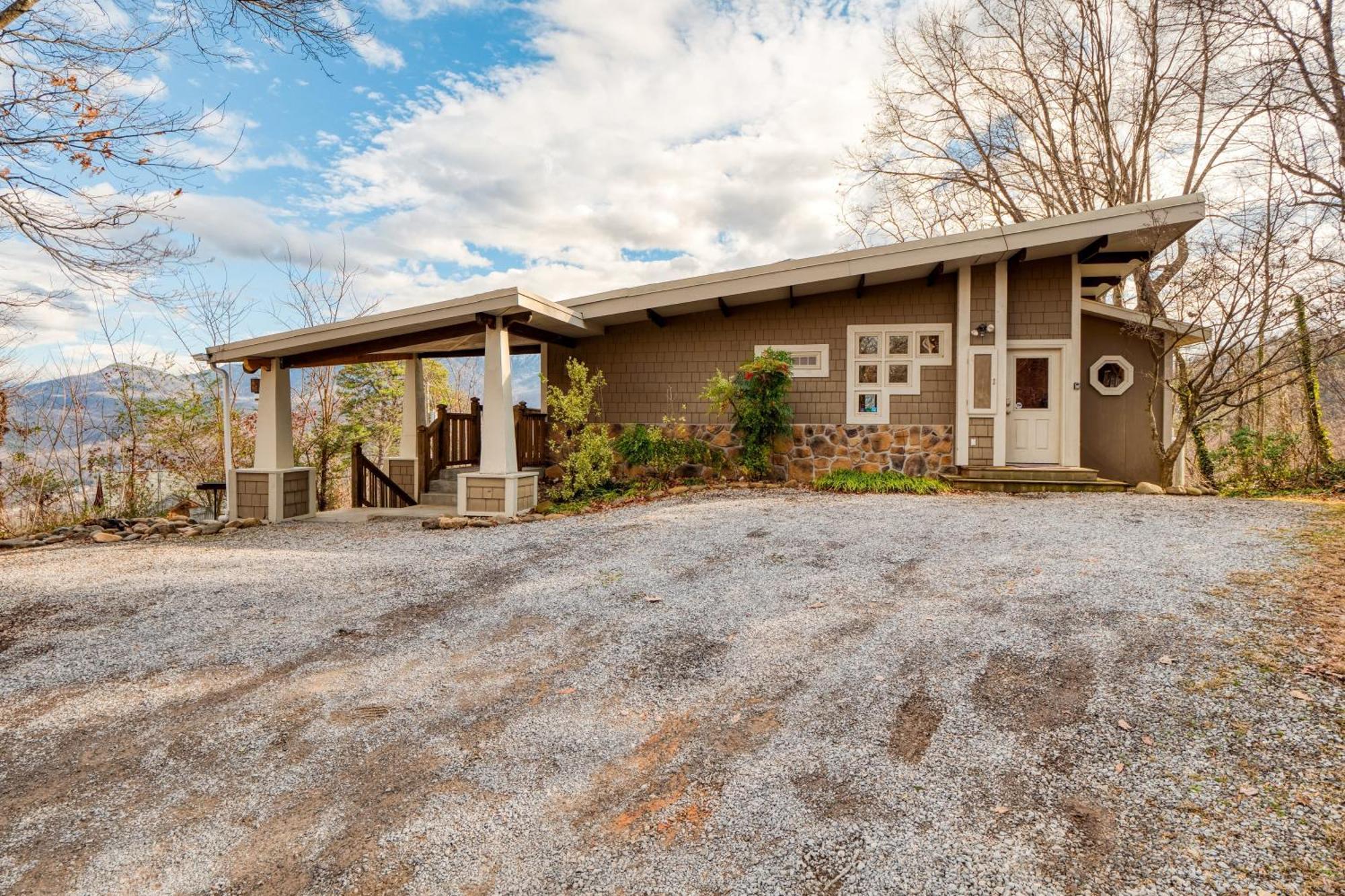Chestnut By Avantstay Mountain Cabin W Treetop Views Hot Tub Game Room Gatlinburg Kültér fotó