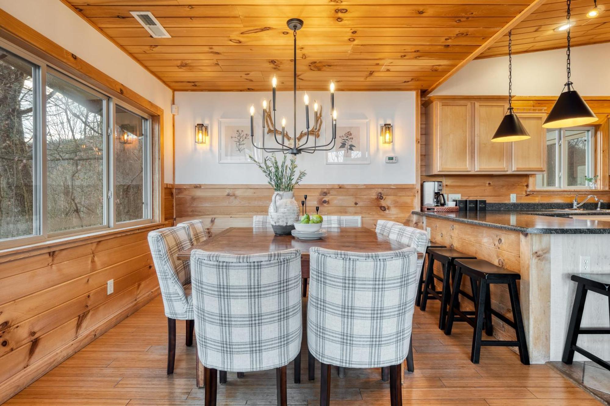 Chestnut By Avantstay Mountain Cabin W Treetop Views Hot Tub Game Room Gatlinburg Kültér fotó