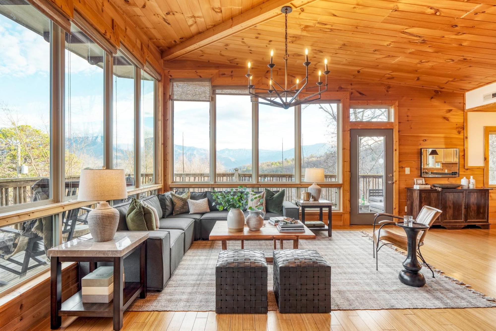Chestnut By Avantstay Mountain Cabin W Treetop Views Hot Tub Game Room Gatlinburg Kültér fotó